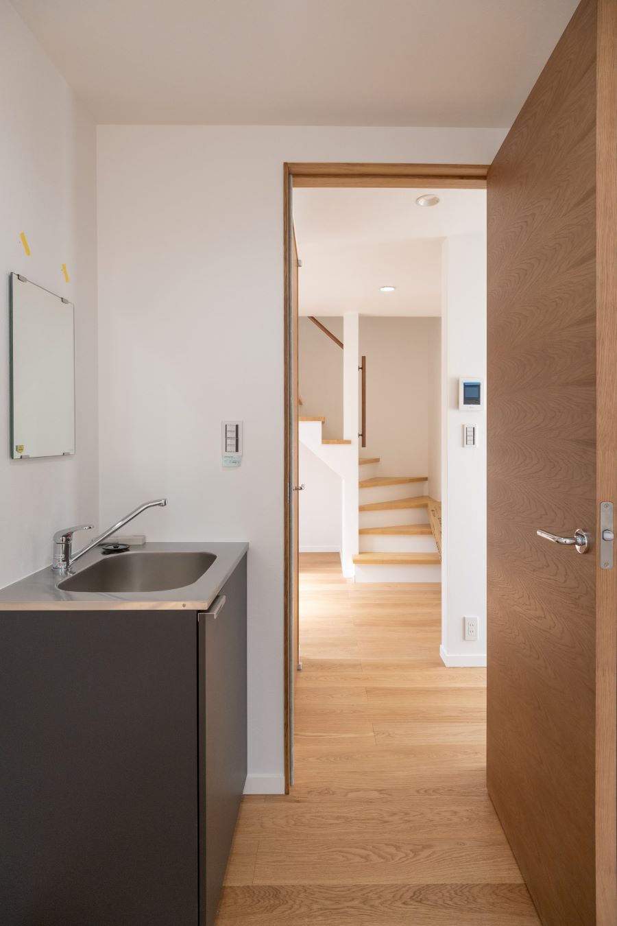 C-FLUSH　オーク　600　枠（2x4用）