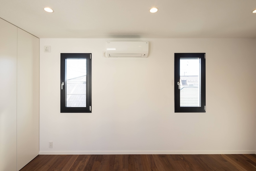 MADOBA　ドレーキップ　片開き腰窓